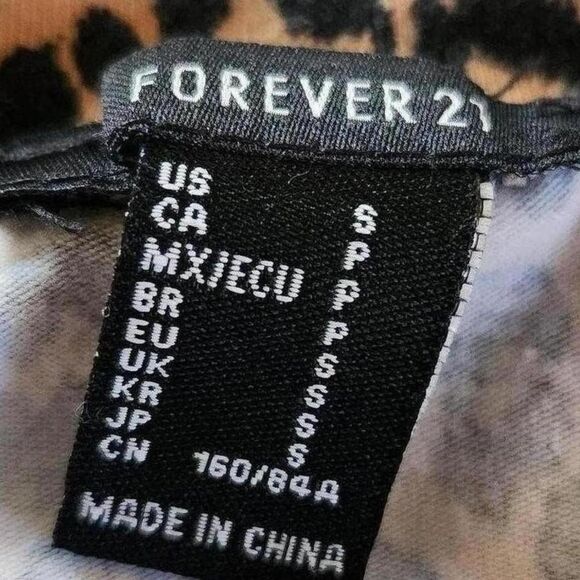 Leopard Y2k Indie Sleaze Trashy Distressed Crop Top - Picture 5 of 5